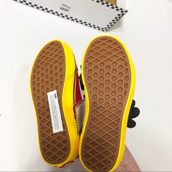 Mickey Mouse Moving Hands Vans NWT - Picture 5 of 6